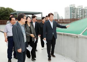 전문학 서구청장, 갈마도서관 시설 현장 점검