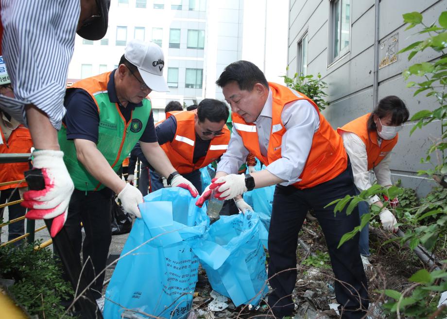 대전 서구 탄방동, ‘슬기로운 환경생활, 깨끗한 탄방동 만들기’ 이미지