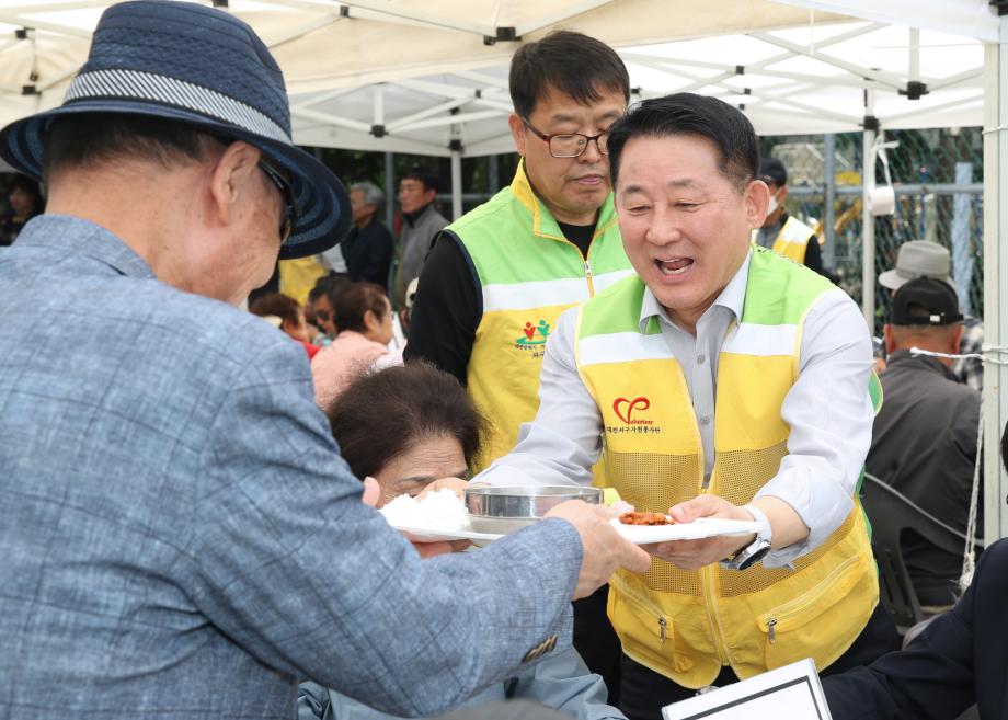 대전 서구 자원봉사센터, 사랑의 밥차 3회차 활동 이미지
